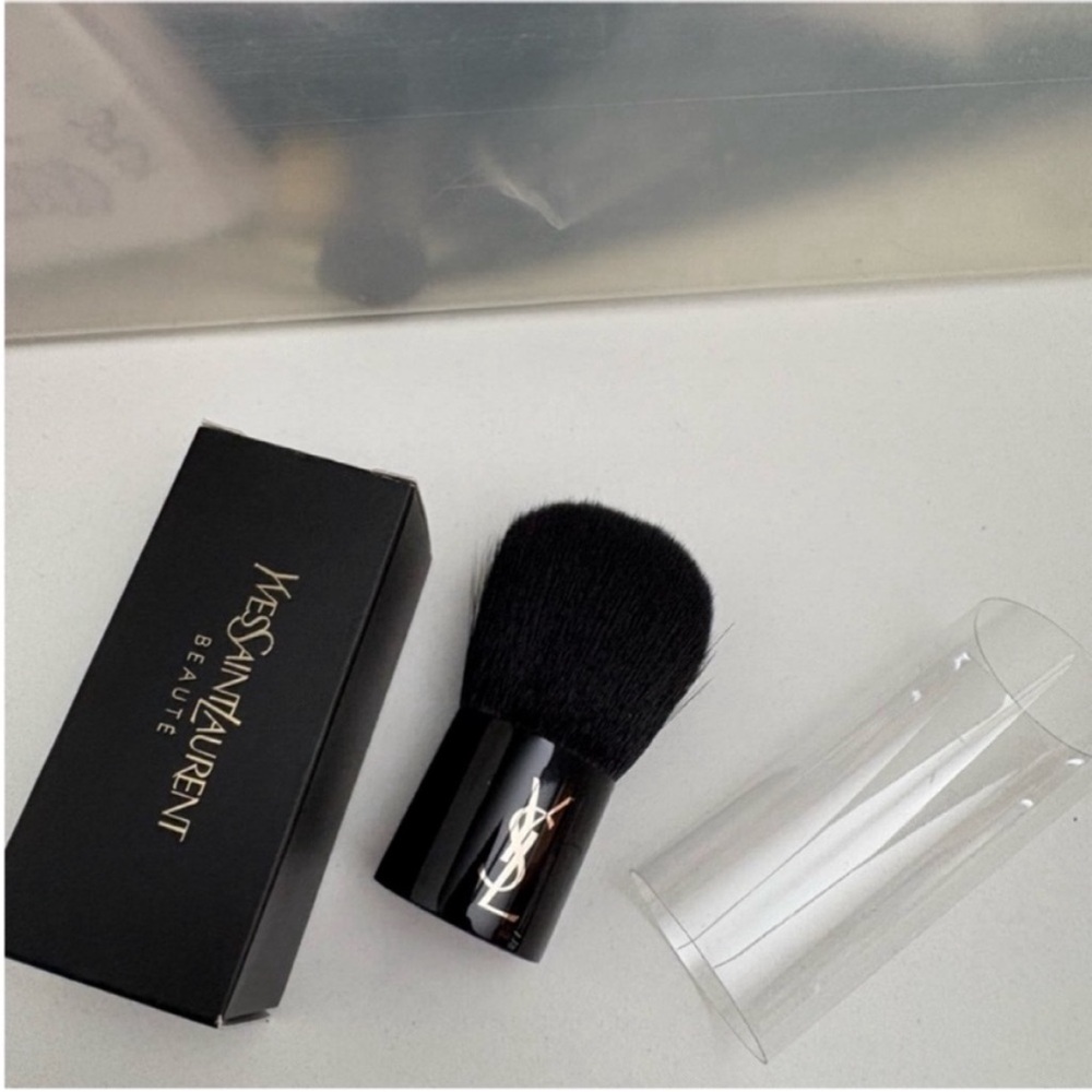 Yves Saint Laurent Black Mini Brush - Picture 2 of 6